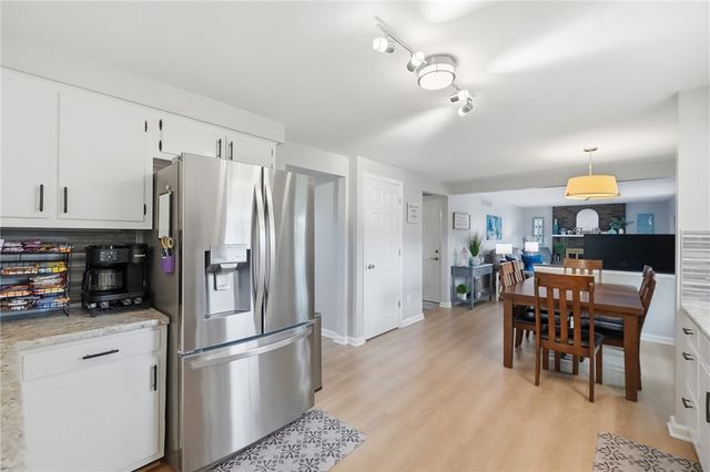 5320 Honeyleaf Way, Riverside, OH 45424
