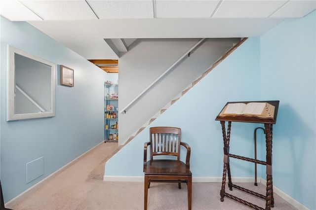 5320 Honeyleaf Way, Riverside, OH 45424