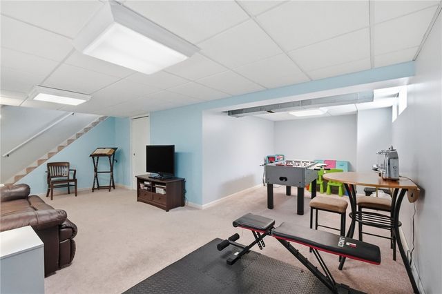 5320 Honeyleaf Way, Riverside, OH 45424