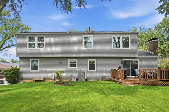 5320 Honeyleaf Way, Riverside, OH 45424