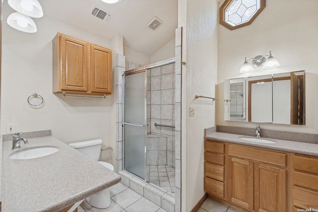 845 Gallagher Dr, Canyon Lake, TX 78133