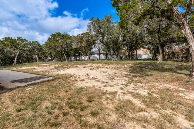 845 Gallagher Dr, Canyon Lake, TX 78133