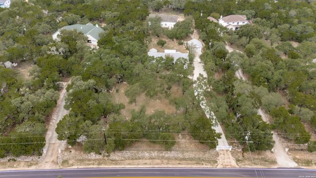 845 Gallagher Dr, Canyon Lake, TX 78133