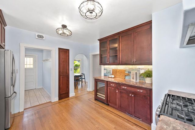 2947 Highland Ave, Sacramento, CA 95818
