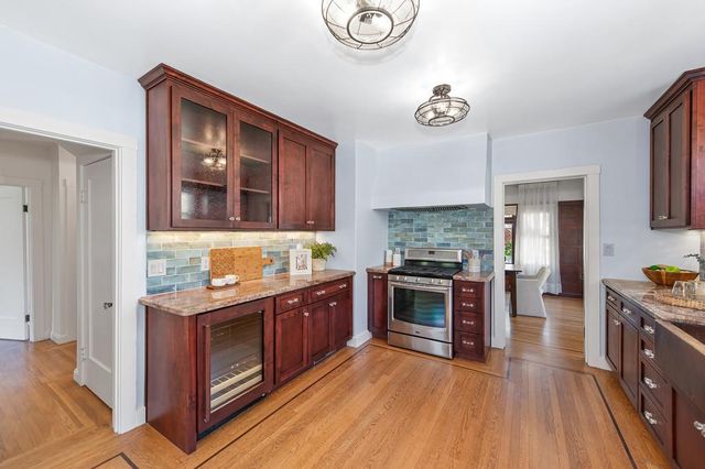 2947 Highland Ave, Sacramento, CA 95818