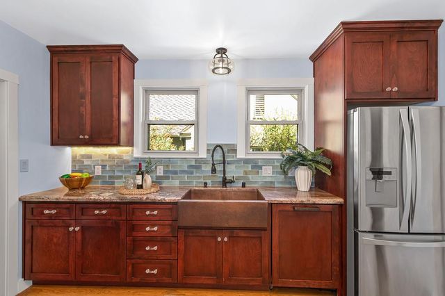 2947 Highland Ave, Sacramento, CA 95818