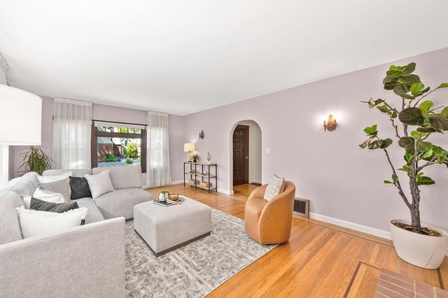 2947 Highland Ave, Sacramento, CA 95818