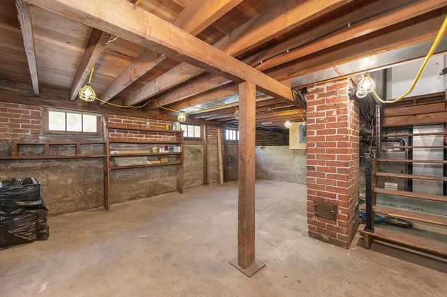 2947 Highland Ave, Sacramento, CA 95818