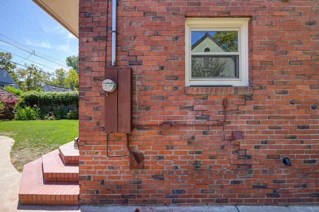 2947 Highland Ave, Sacramento, CA 95818