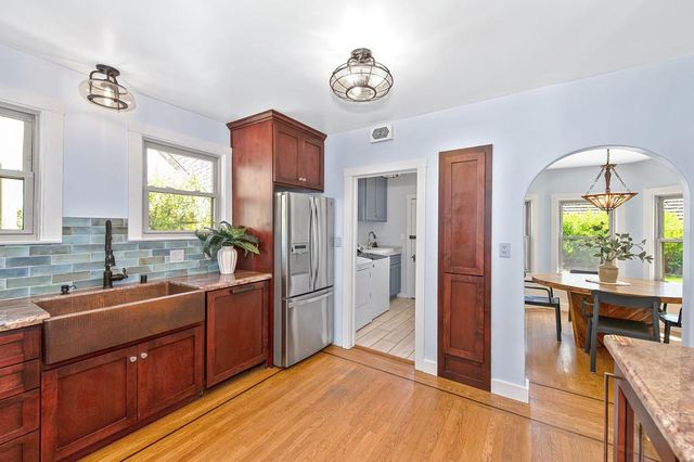 2947 Highland Ave, Sacramento, CA 95818