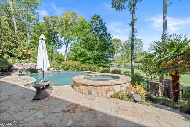 271 Pine Valley Drive SE, Marietta, GA 30067