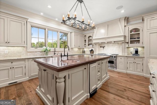 271 Pine Valley Drive SE, Marietta, GA 30067