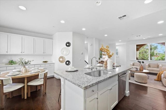 305 Santa Diana Terrace, Sunnyvale, CA 94085