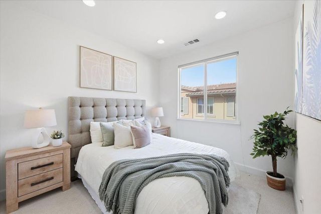 305 Santa Diana Terrace, Sunnyvale, CA 94085
