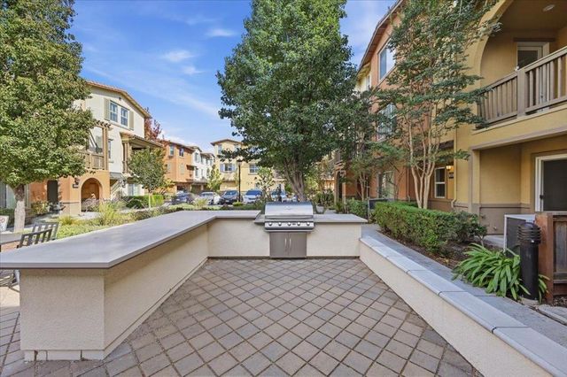 305 Santa Diana Terrace, Sunnyvale, CA 94085