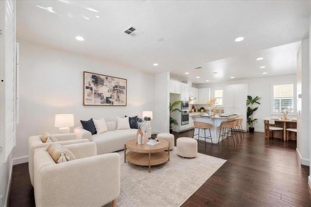 305 Santa Diana Terrace, Sunnyvale, CA 94085