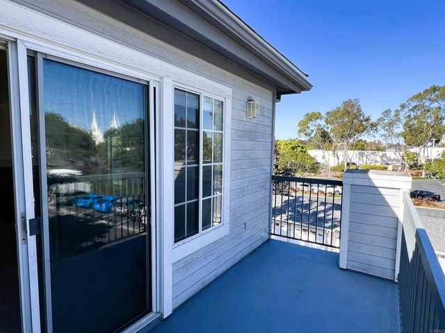 8597 Via Mallorca E, La Jolla, CA 92037