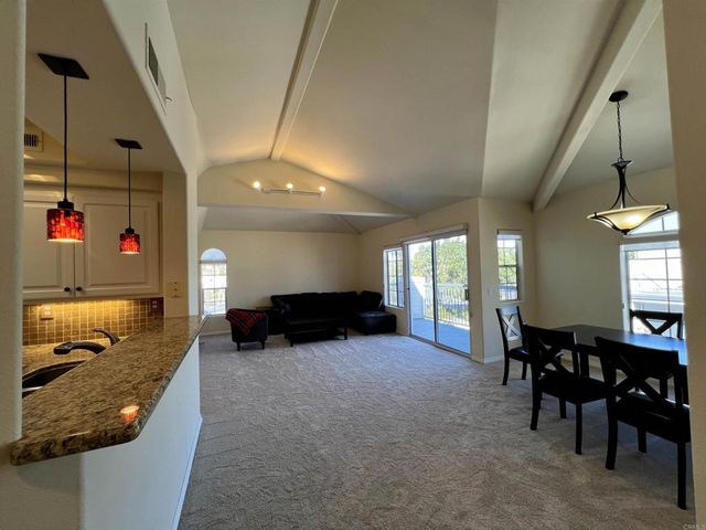 8597 Via Mallorca E, La Jolla, CA 92037