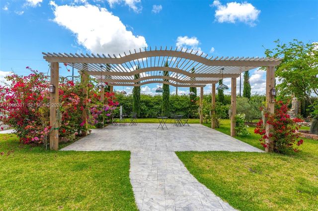 164XX SW 192 AVE, Miami, FL 33187