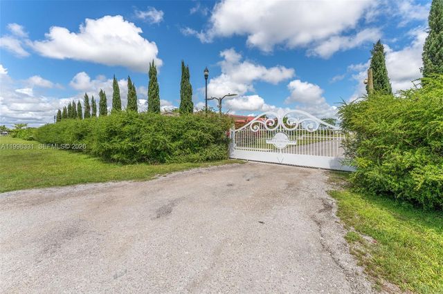 164XX SW 192 AVE, Miami, FL 33187