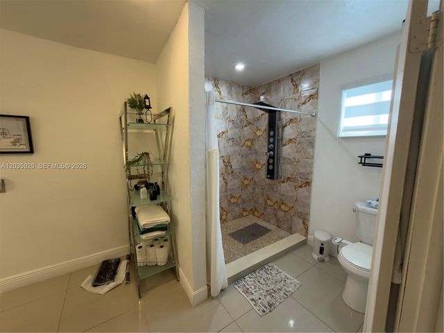 224 E 42nd St, Hialeah, FL 33013