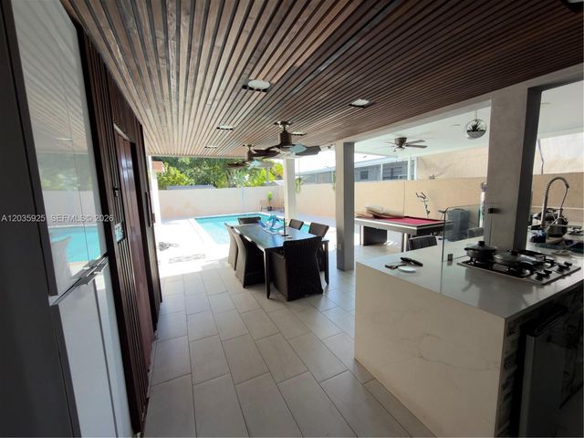 224 E 42nd St, Hialeah, FL 33013
