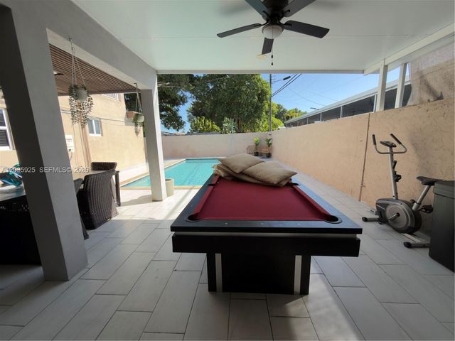 224 E 42nd St, Hialeah, FL 33013