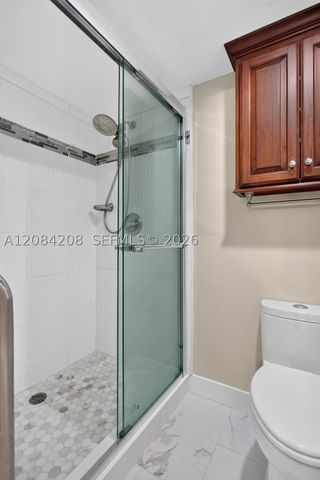 1502 Whitehall Dr 305, Davie, FL 33324