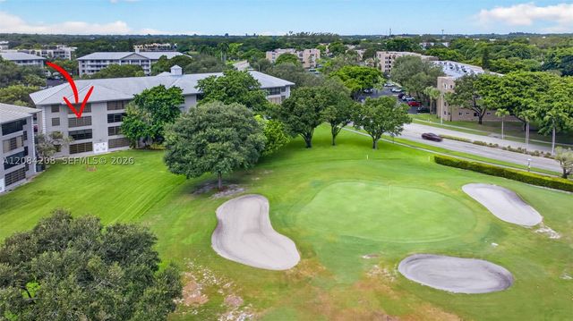 1502 Whitehall Dr 305, Davie, FL 33324