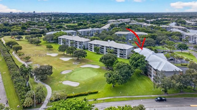 1502 Whitehall Dr 305, Davie, FL 33324