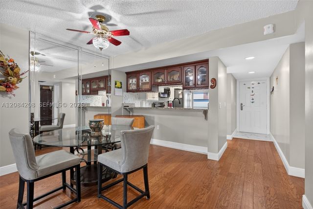 1502 Whitehall Dr 305, Davie, FL 33324