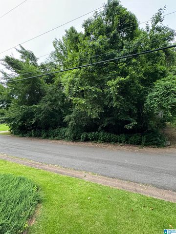 1863 SWEET BRIAR LANE, Birmingham, AL 35235