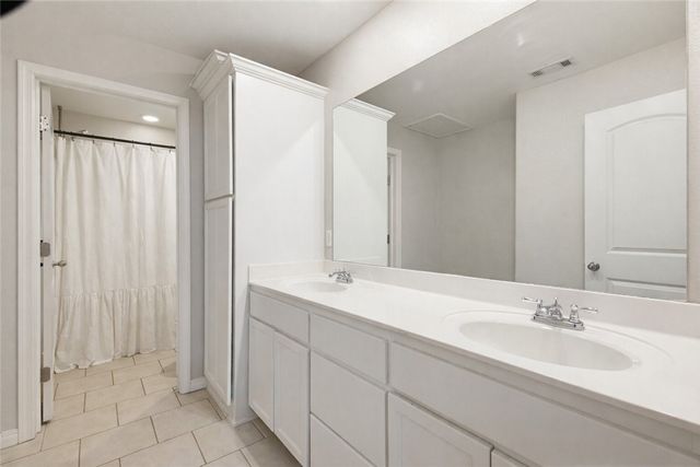 249 S Ray Avenue, Fayetteville, AR 72701