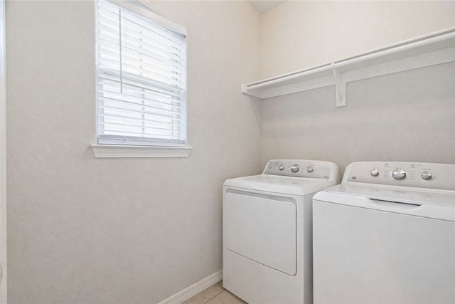 249 S Ray Avenue, Fayetteville, AR 72701