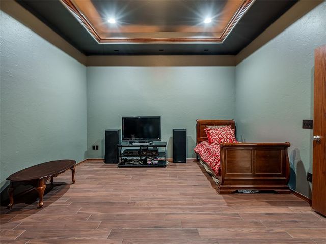 3101 W Westbury Glen Boulevard, Oklahoma City, OK 73179