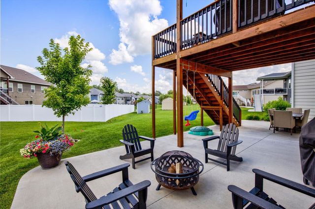 1020 Baileys Grove Drive, Adel, IA 50003