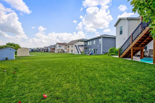 1020 Baileys Grove Drive, Adel, IA 50003