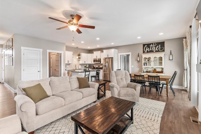 1020 Baileys Grove Drive, Adel, IA 50003