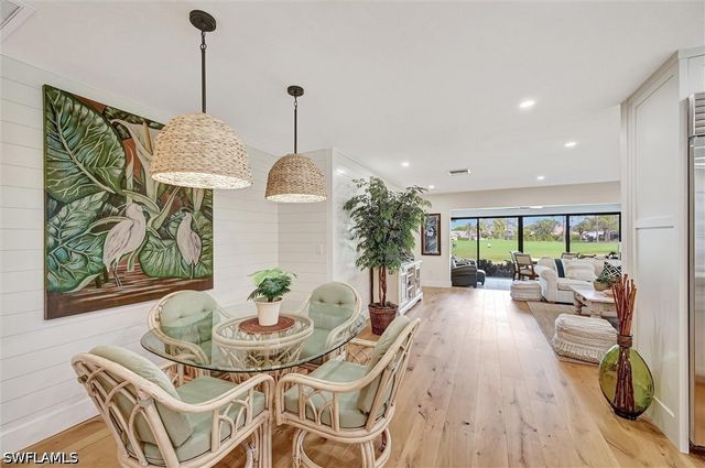 535 Augusta BLVD 4, Naples, FL 34113