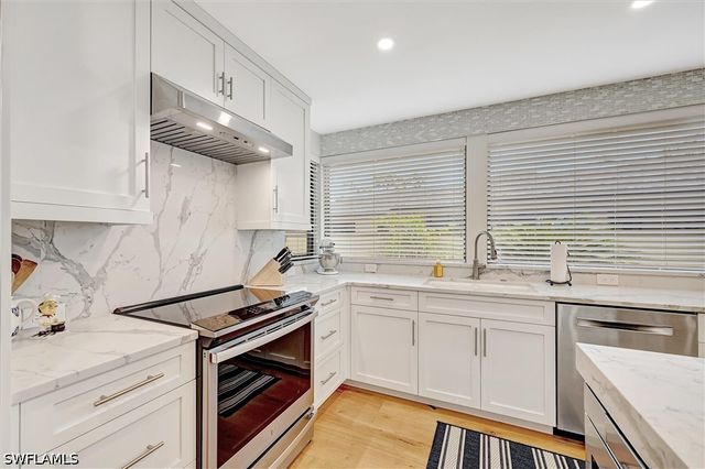 535 Augusta BLVD 4, Naples, FL 34113