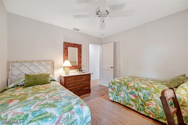 535 Augusta BLVD 4, Naples, FL 34113