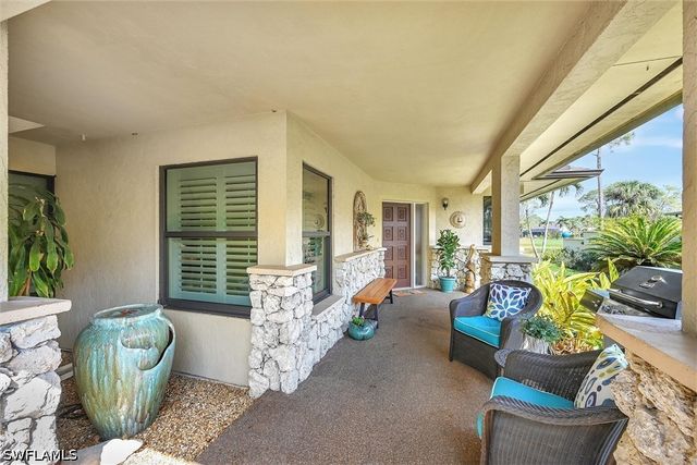 535 Augusta BLVD 4, Naples, FL 34113