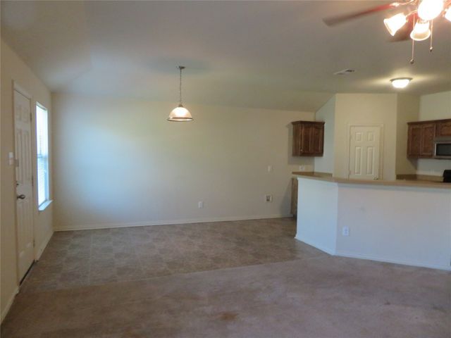 3027 Appaloosa Drive, Dallas, TX 75237