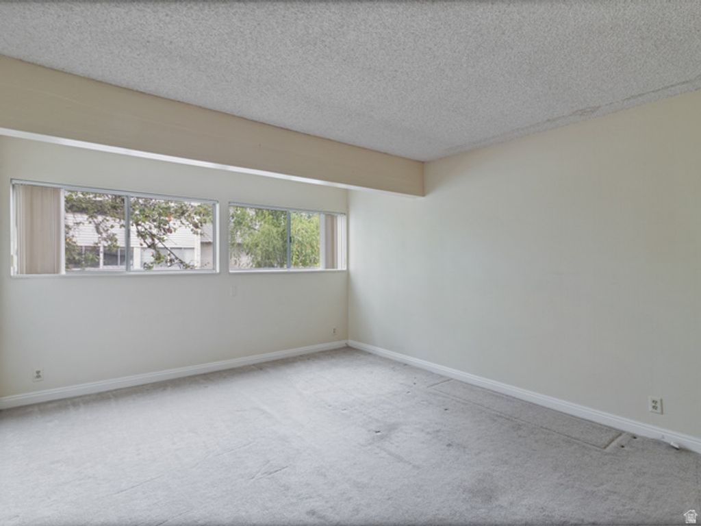 Image 19 of property listing at 2578 S ELIZABETH ST #3, Salt Lake City, UT 84106