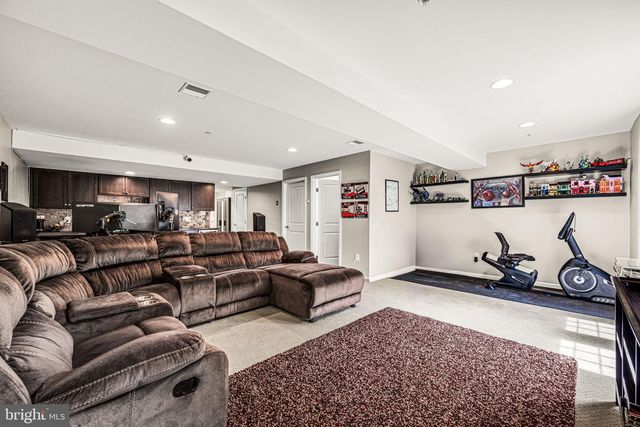 914 HAMNER ALY, Phoenixville, PA 19460