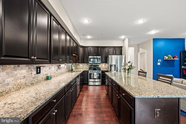 914 HAMNER ALY, Phoenixville, PA 19460