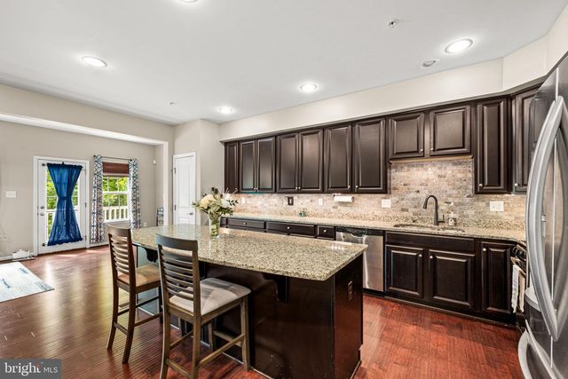 914 HAMNER ALY, Phoenixville, PA 19460