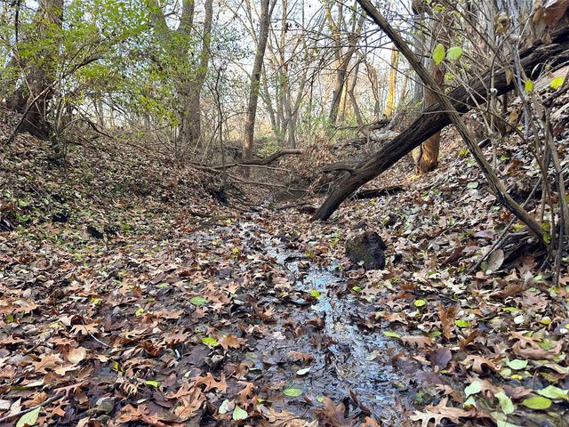 Wendy Oaks Rd, Central City, IA 52214