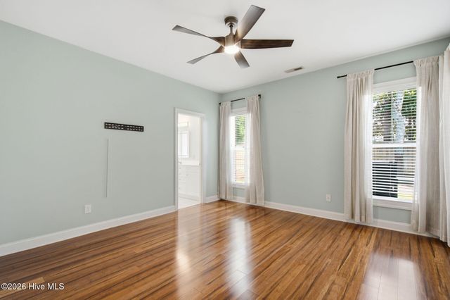 5032 Whitner Drive, Wilmington, NC 28409