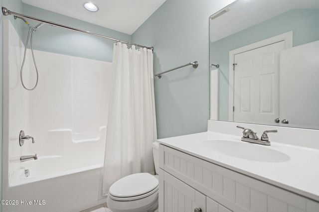 5032 Whitner Drive, Wilmington, NC 28409